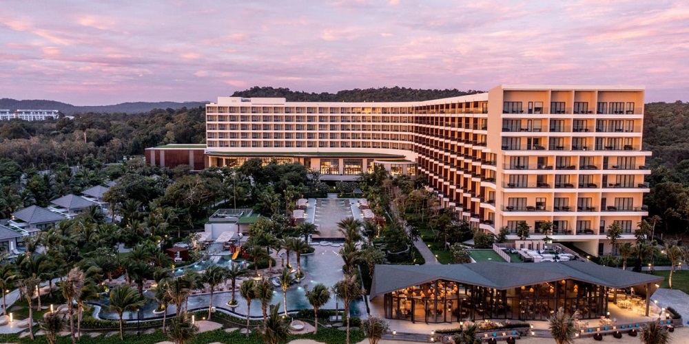 crowne plaza phu quoc starbay1